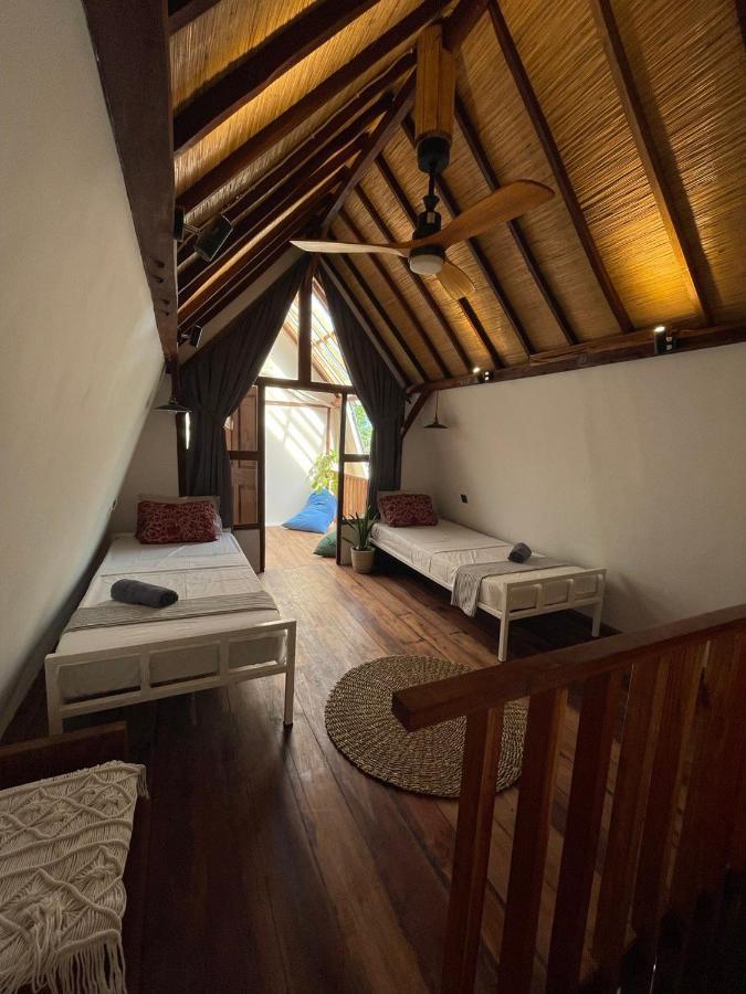 Tipsea Turtle Gili Air Hotel ภายนอก รูปภาพ