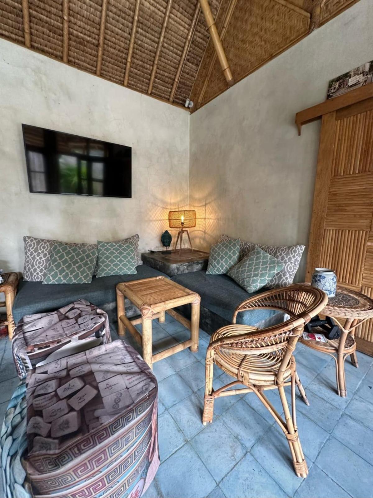 Tipsea Turtle Gili Air Hotel ภายนอก รูปภาพ