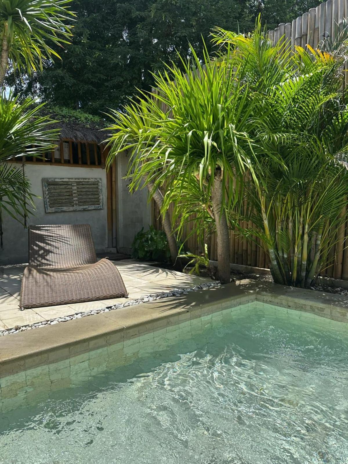 Tipsea Turtle Gili Air Hotel ภายนอก รูปภาพ